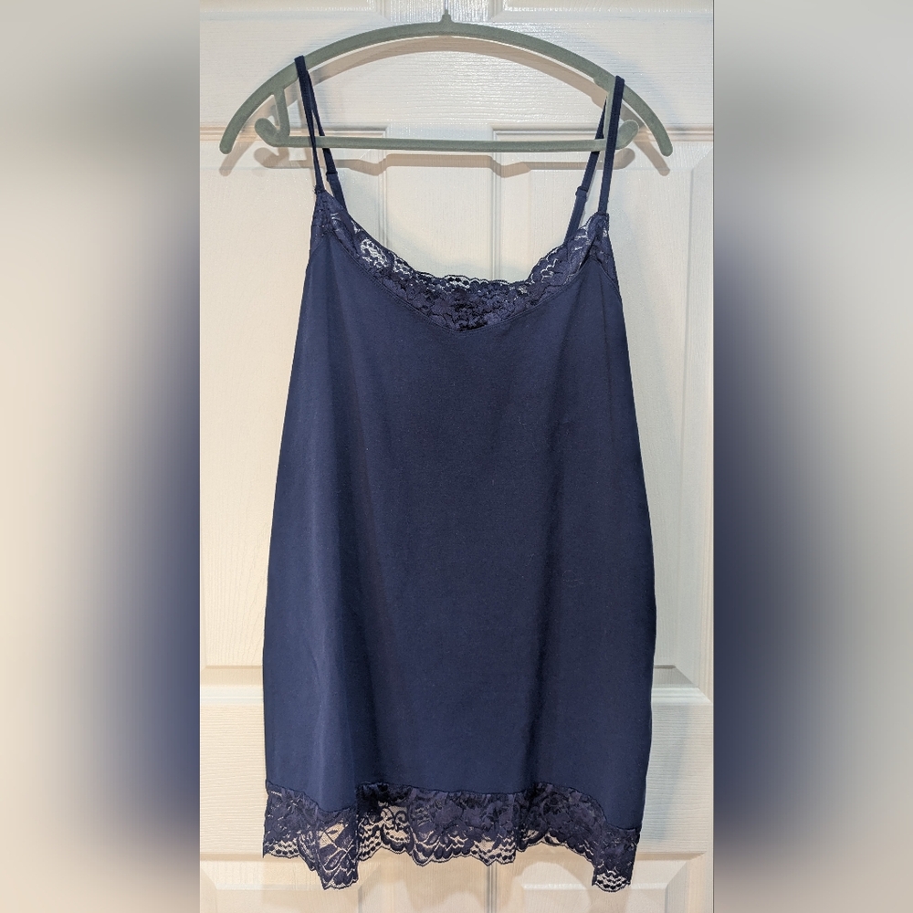 💚 Torrid 3X Tank Top Bundle - Picture 2 of 8